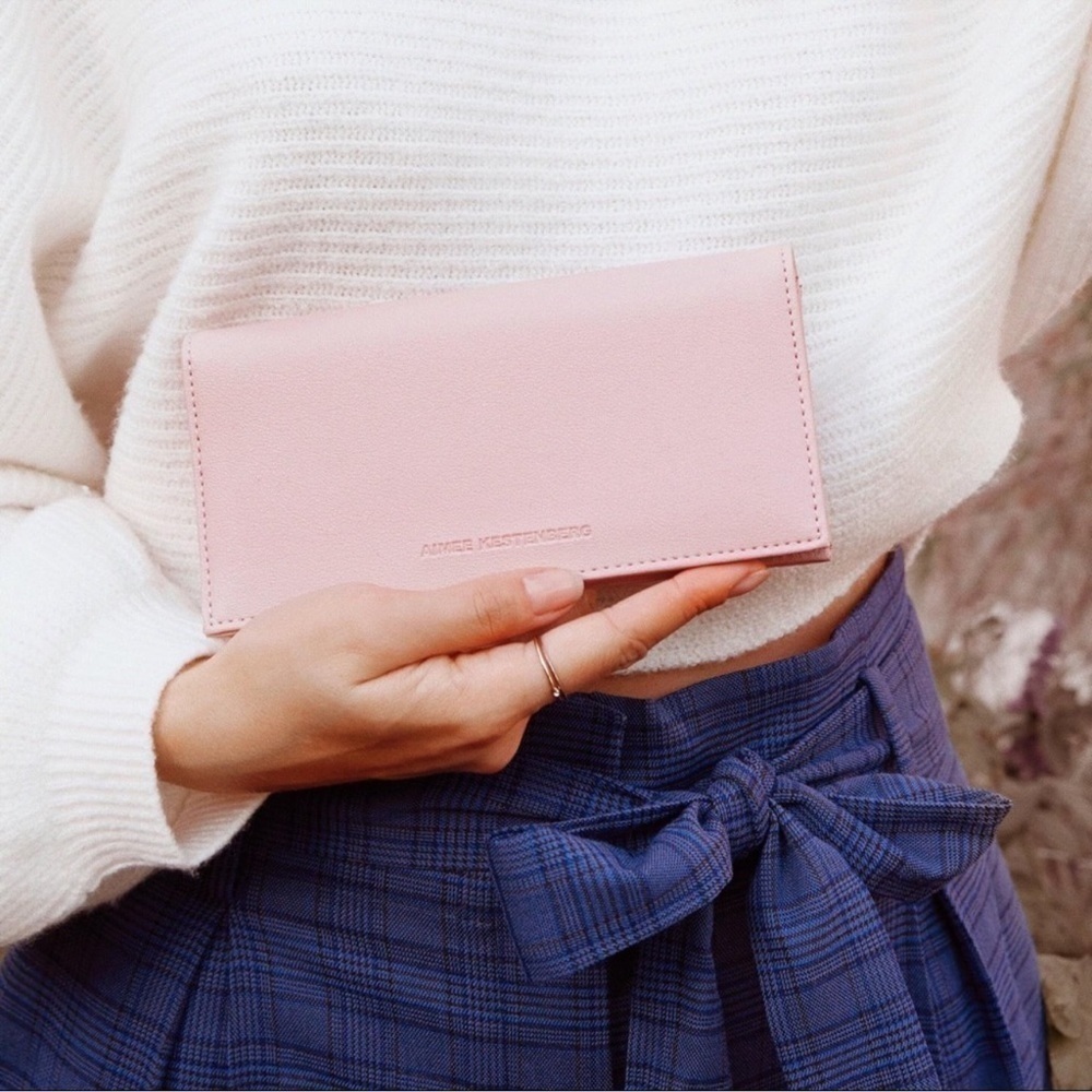 Nwot Aimee Kestenberg Marietta Wallet in pink